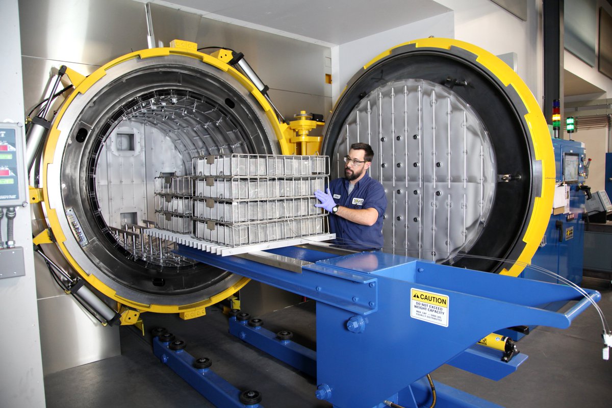 SolaratmHT's tweet photo. Solar Atmospheres recently installed another unique, all-metal hot zone vacuum furnace at its 1969 Clearview Road facility in Souderton, PA.
Read the full article: https://t.co/pvy7h8yh3Q
#solaratmospheres #vacuumheattreating #titaniumheattreating https://t.co/vIxvx16BCV