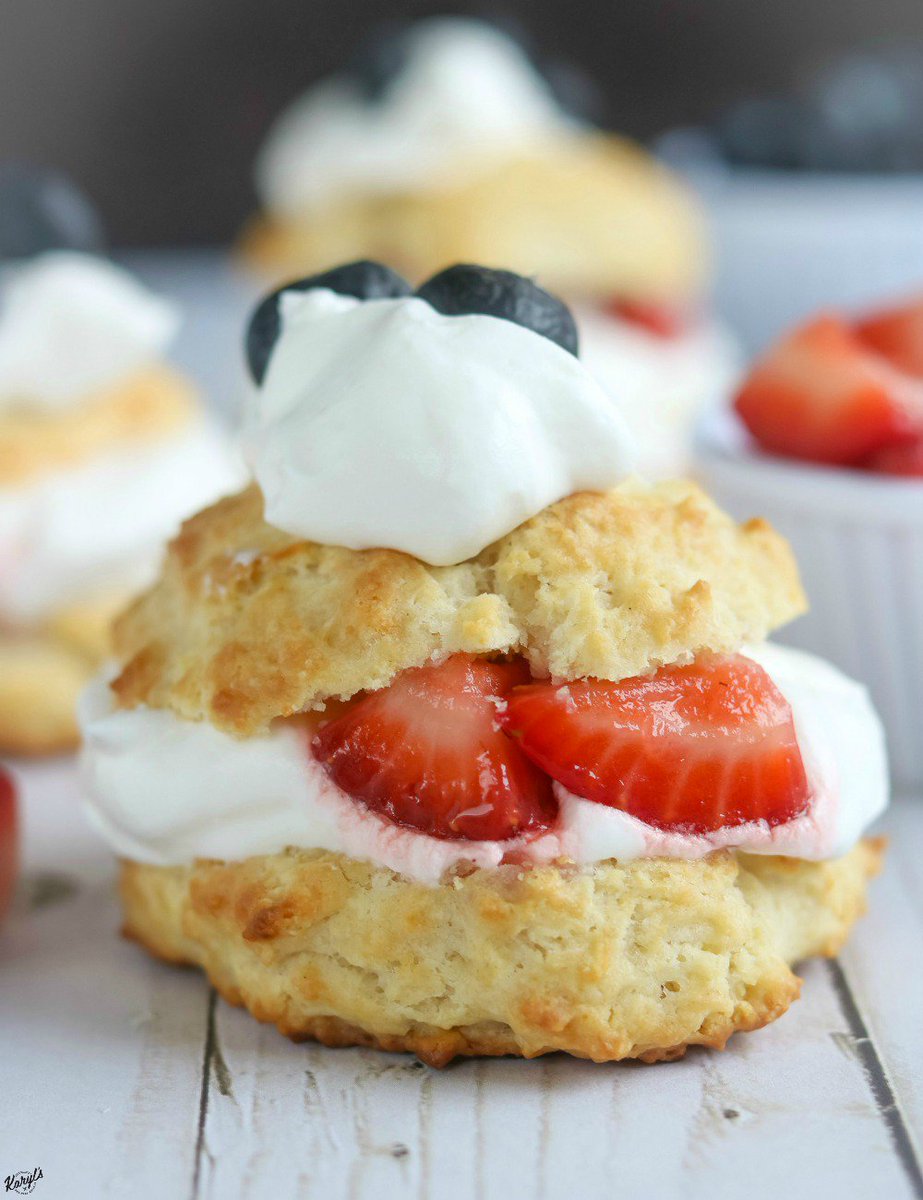 {NEW} Fresh berries, homemade whipped cream and drop biscuits...the perfect combo for my Berry Burst Shortcakes! EASY to make, and perfect for summer entertaining bit.ly/2XeAUUE #4thofJuly #easydessert