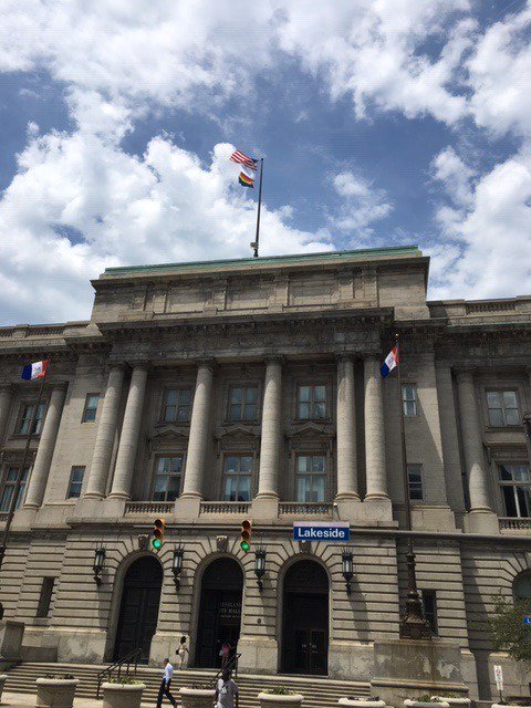 Kev_CLE's tweet image. #Cleveland City Hall is demonstrating Pride by recognizing and honoring the 50th anniversary of #Stonewall50 uprising which changed the world! @KerryMcCormack1 @joecimperman @LGBTCleveland @EqualityOhio @ThinkPlexus @zonemat @HRC @CityofCleveland @ClevelandWard5 @CLEStonewallDem
