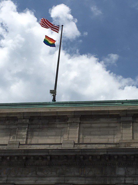 Kev_CLE's tweet image. #Cleveland City Hall is demonstrating Pride by recognizing and honoring the 50th anniversary of #Stonewall50 uprising which changed the world! @KerryMcCormack1 @joecimperman @LGBTCleveland @EqualityOhio @ThinkPlexus @zonemat @HRC @CityofCleveland @ClevelandWard5 @CLEStonewallDem