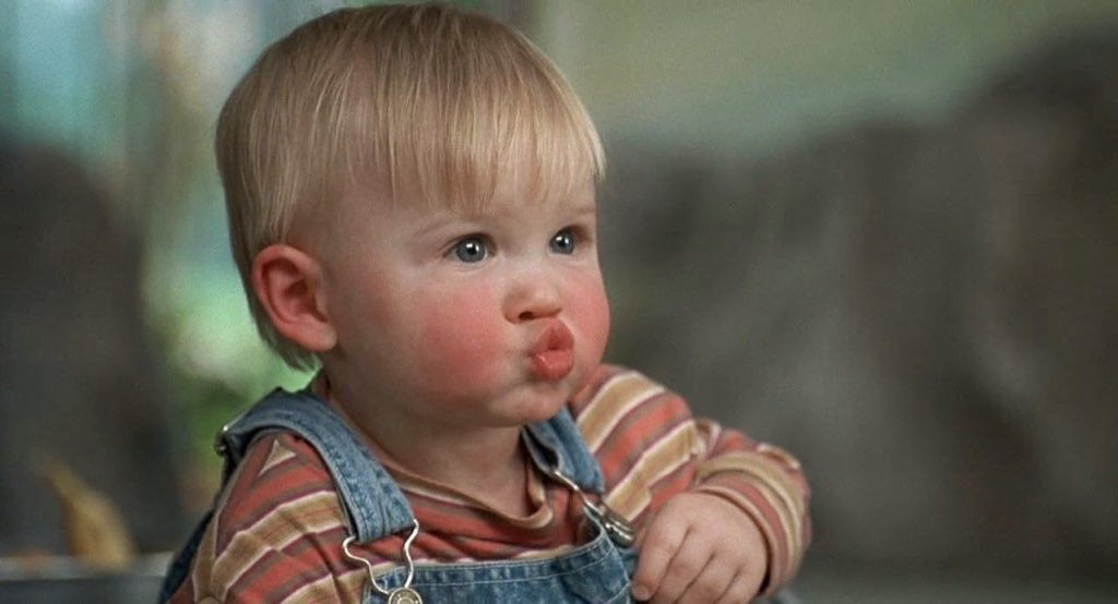 مين يتذكره 👼🏻 . 
بعض اللحظات للذكرى وبس 💛