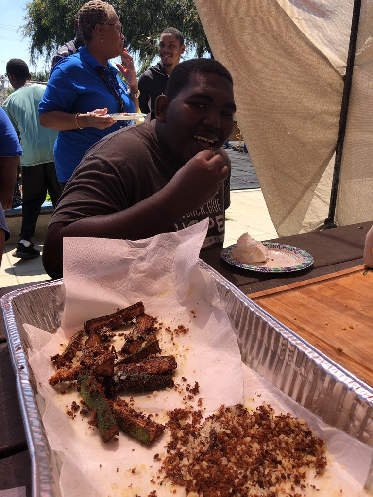 ActLbusd's tweet photo. Fried Zucchini with Marinara Sauce ! #adulttransition #farmtotable #ProudToBeLBUSD https://t.co/qM2InWCQCS