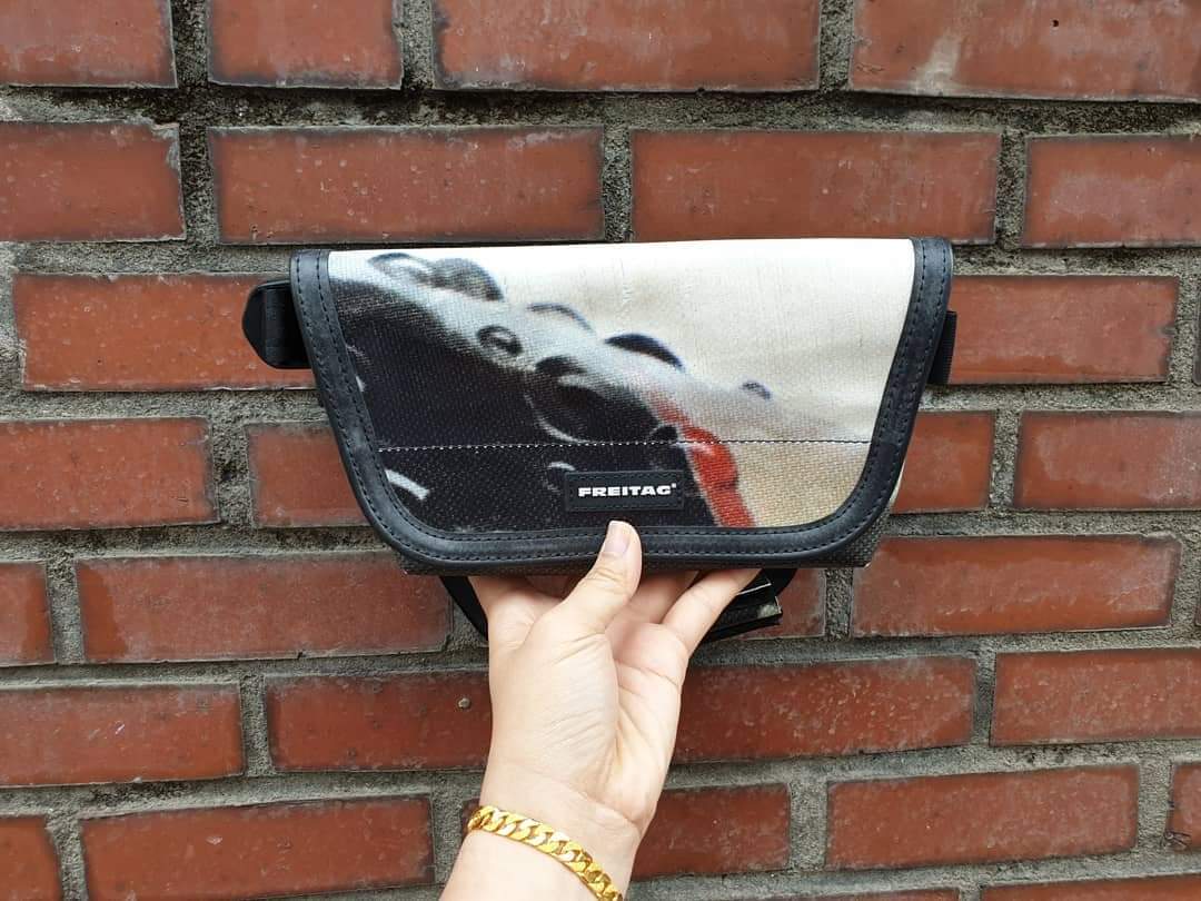 beerobo3's tweet photo. Jm มือ1 
7,800บาท +ค่าส่ง100บาท
#freitagsleeve #Freitag #freitag #frtg #freitagthailand #freitagcnx #freitagchiangmai #freitaglover #freitagbag #freitagbangkok #freitager #frtg_today https://t.co/HcX5OqoMVR