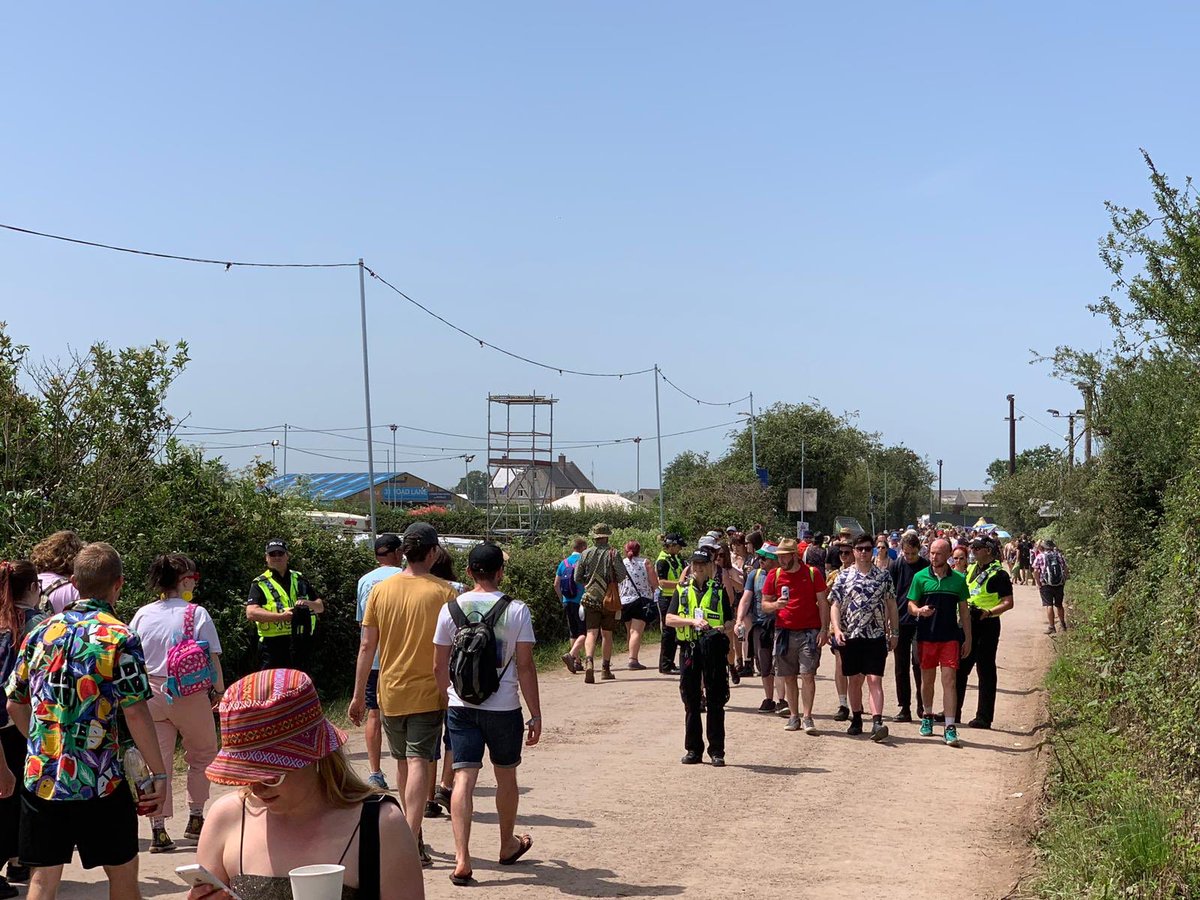 PoliceAtGlasto's tweet photo. Did you know #ProjectServator is at #Glastonbury2019?

But can you tell us what #ProjectServator is? Answers in the comments👇

#PhonePouchesGoneLikeHotCakes https://t.co/wSgLmWkxDh