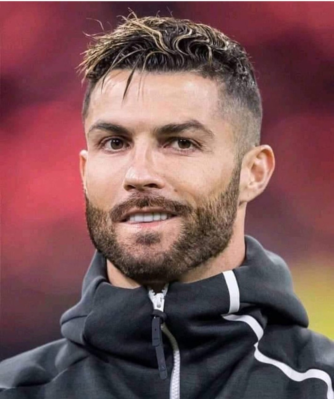 Sheikh Sab ⛹️ on X: Cristiano Ronaldo 😎 Fav for Beard 😍 Rt for clean  shave 😍 #Ronaldo #CristianoRonaldo t.coOnkKiStahR  X