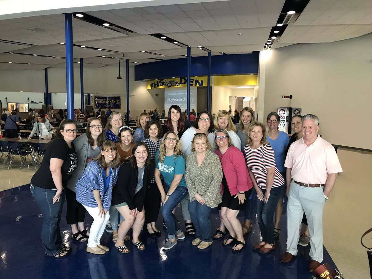LIBRARIESinRISD's tweet photo. RISD LITEs💡had a great morning of professional learning at #EdCampLibrary19!  #LibrariesinRISD #RISDConnects https://t.co/qqvYTDAAGc