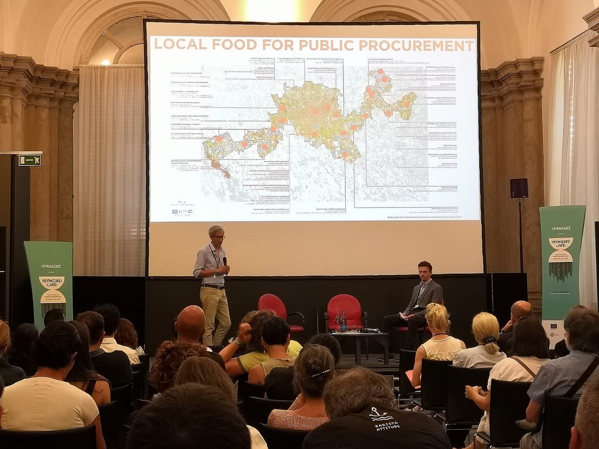 Il nostro contributo a #PromisedLand di <a href="/OpenagriMilano/">OpenAgri</a> è stato il racconto delle azioni sull’economia circolate applicata al sistema alimentare. Una mobilitazione dell’città intera: attori sociali, privati e pubblici che diventando ancora più coesi diventano anche efficienti.