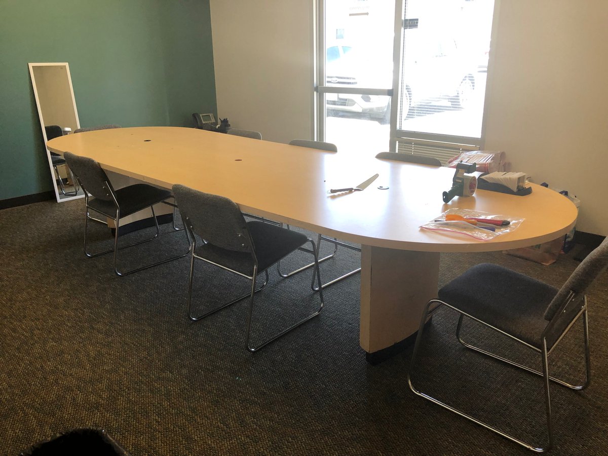 Our office is moving and we no longer have space for our conference table. Are you in need of a conference table? #Sacramento #nonprofit sacramento.craigslist.org/fuo/d/sacramen…