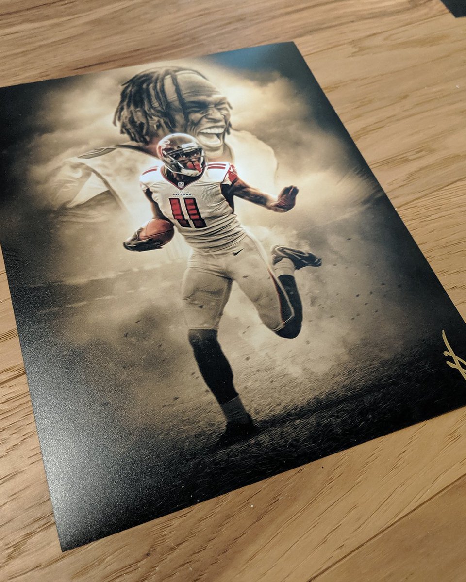 thatmattsharpe's tweet photo. closing tonight @ 7pm ET...

FOLLOW + RT my PINNED TWEET to enter to win your choice of one of these 8x10's, shipped directly to your doorstep.

details in pinned tweet. good luck! 😉✌��� https://t.co/Uo5PUO4OYv