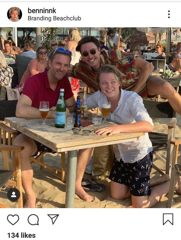 bittybitbit86's tweet photo. Nice to see the blockport team enjoying investors funds. $BPT #Scam https://t.co/dppXRjg5dE