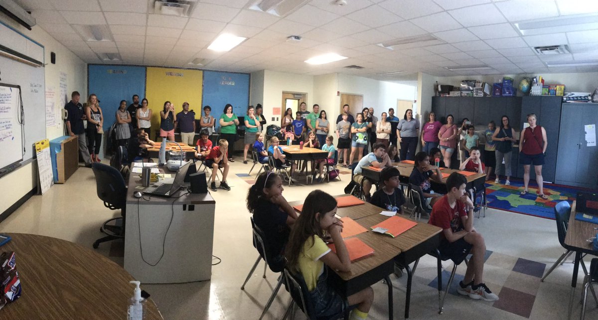 mrs_elser's tweet photo. The Ss had the best audience for their Next National Treasure Presentation! @Gifted_HCPS @HillsboroughSch @cgs4young #ESSP3 #4daysthatchangelives @Edu_Starts_Here https://t.co/q4F6r7T3UG
