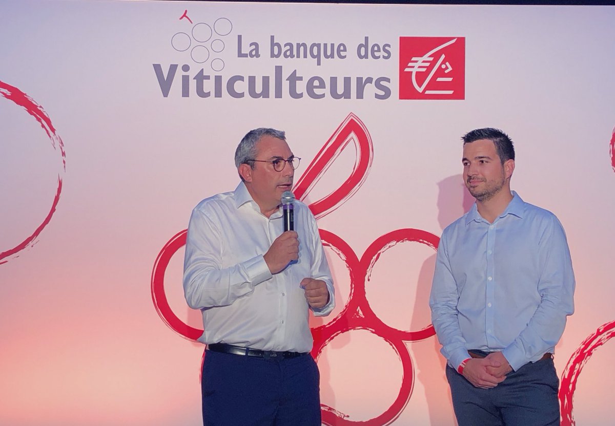 CaissEpargneBFC's tweet photo. [Rencontres de la Viticulture] Des échanges et une soirée d’exception pour emmener nos clients viticulteurs à la découverte des vins du monde #caisseepargne #cebfc #innovation #viticulture https://t.co/jhQtPT6WiA