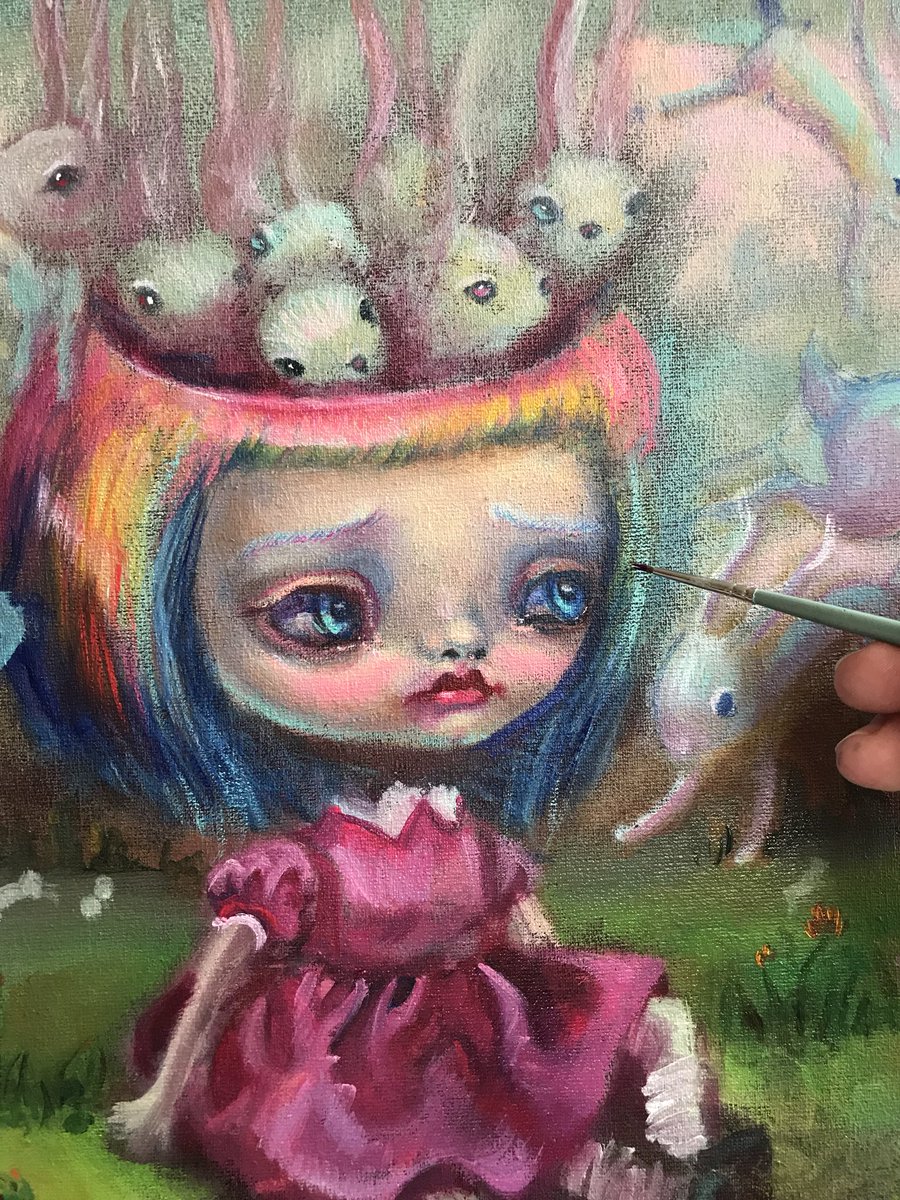 sazhagazova's tweet photo. Working on the oil painting #hifructosemagazine #contemporaryart  #newcontemporaryart   #beautifulbizarremagazine  #popsurrealism #lowbrow #lowbrowpopsurrealists  #lowbrowart  #beautifulbizarre #art #artist #oilpainting #painting #drawing #blythe #girl #baby #bunnyhead #bunny https://t.co/hjgFYWcpPH