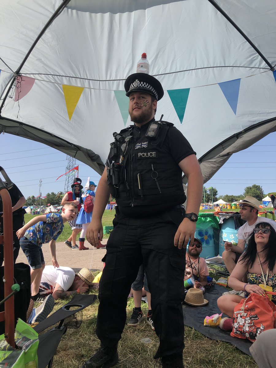 pblackmore88's tweet photo. @Policeatglasto brilliant as always! Enjoying a game of spin, spin, twerk, twerk with Nigel and Dec! High spirits all around! Thank you for doing all you do keep up the good work! https://t.co/tK9y703ZXD