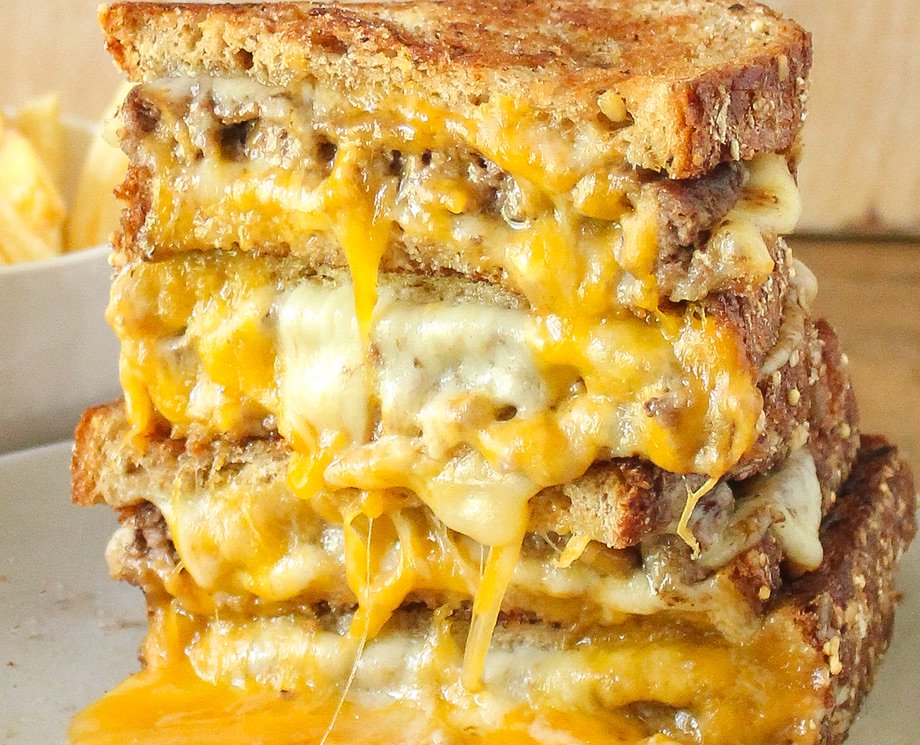 This Patty Melt is perfect for a weeknight dinner, and is guaranteed to be a crowd pleaser! turano.com/product/patty-…