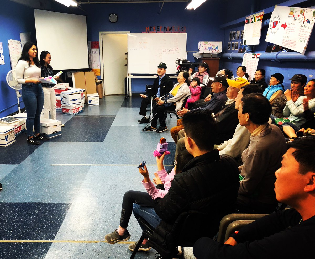 VYDCsf's tweet photo. Giving a presentation to our adult clients about the truth of tobacco products and why we shouldn't use them 🚭
#tobaccofreeproject #communityhealth #health #healthylifestyle #communityservices #southeastasian #nonprofit #bayareanonprofit https://t.co/evlt5kbCe2
