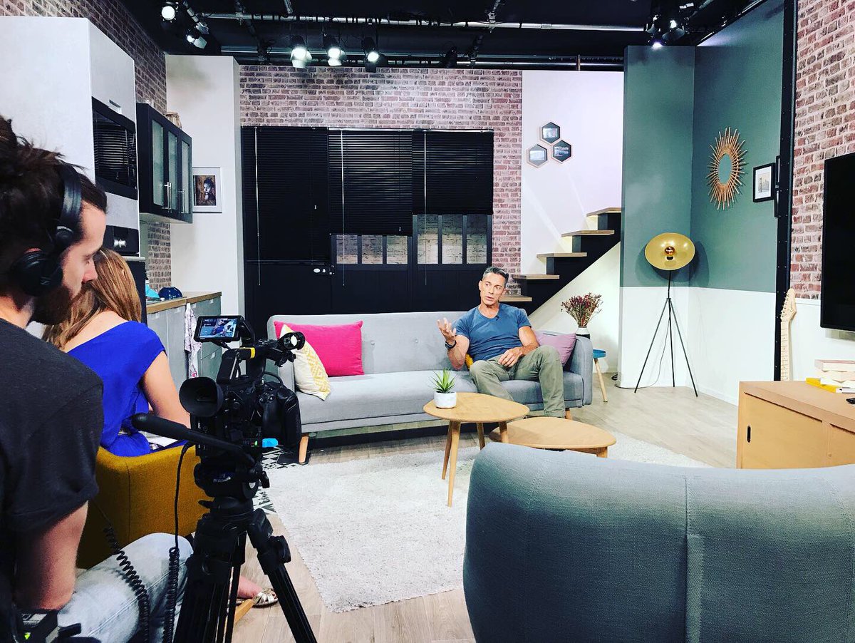 SebastienRimb's tweet photo. #sortezmoidela 

En promo avec @CapucineAnav &amp; @GERARDVIVESreal pour la #Comédie d’aventure de l’été à découvrir à partir du 9 juillet sur @TF1‼️

#Solidarité #Association #AventureUnique #EspritDEquipe #AfriqueDuSud #EpreuvesSpectaculaires 

Cc @boccolini1 @CDechavanne @SMDL_TF1 https://t.co/8y3PBuoaNS