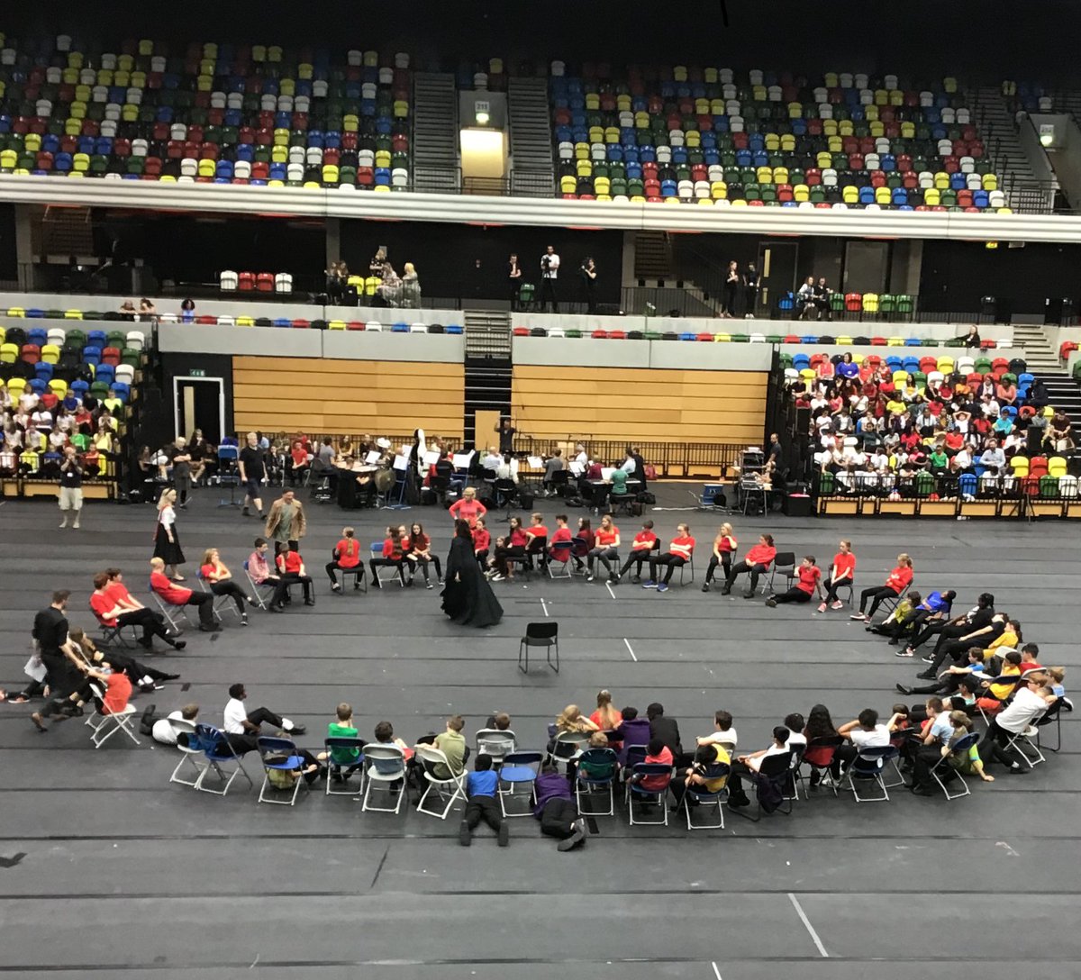 SedgehillAcad's tweet photo. Well done to our young people who performed in a production of 'Carmen' yesterday with 1500 young people. Amazing performance! @RoyalOperaHouse #EducationwithCharacter https://t.co/mTJwAZmuuk