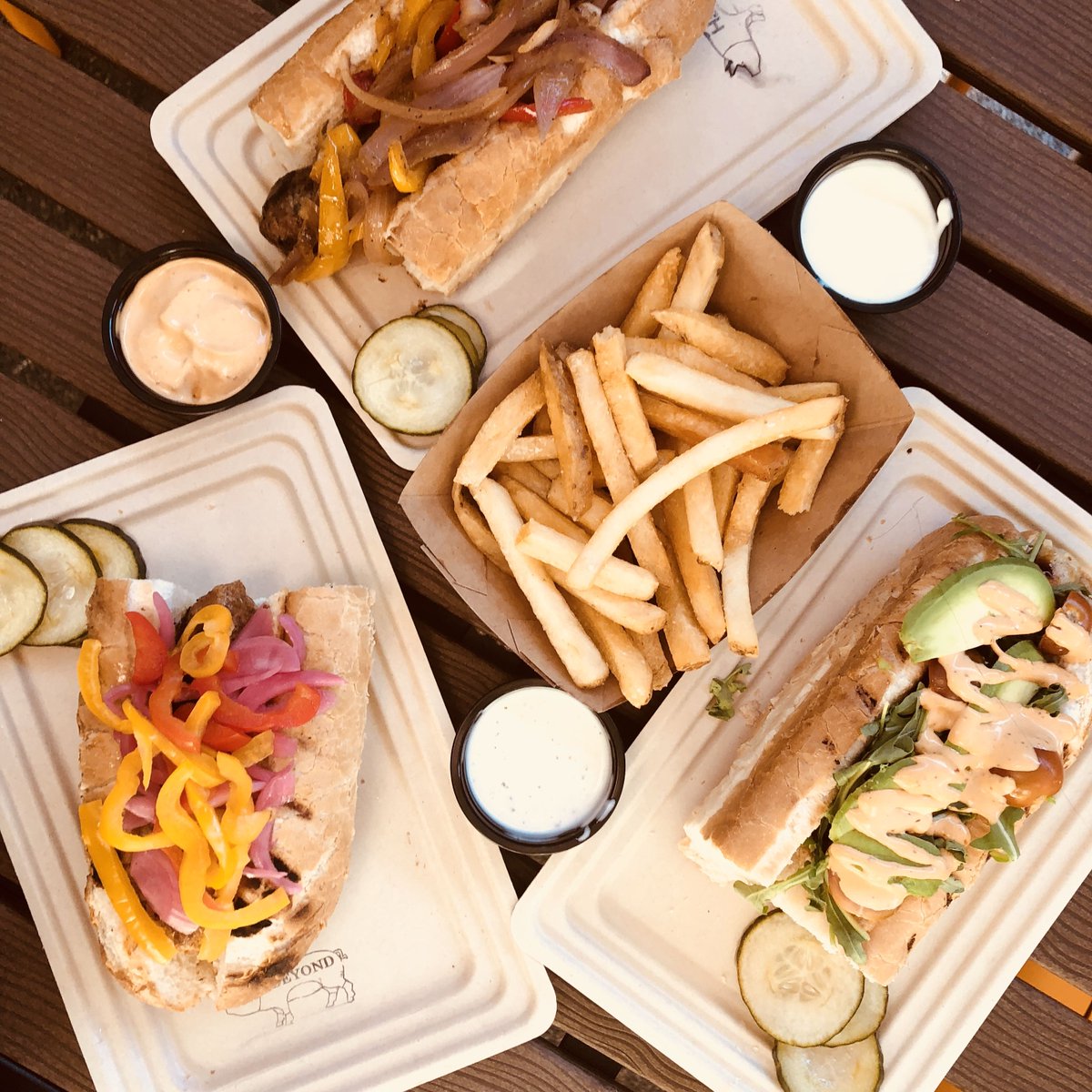 It's official! Brat Haus Uptown is open and serving up our amazing brats, burgers, pretzels, beer and more! 🌭 🍔 🥨 🍻 Stop by for lunch or dinner and don't forget #happyhour from 3-6PM!  Come check us out at 📍6025 N 16th Street (16th St. and Bethany Home) #uptownphoenix