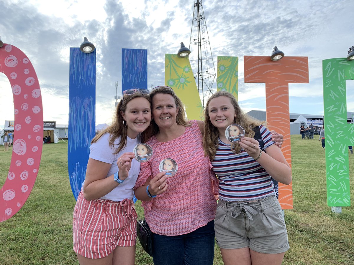 Hoofbeat (@hoofbeatwi) on Twitter photo Her girls got her the gift of #countryfest2019 for Motherโs Day. Tonite they all got surprise meet nโ greets for <a href="/TeganMarieMusic/">Tegan Marie</a>! #YourHappyPlace Her girls got her the gift of #countryfest2019 for Motherโs Day. Tonite they all got surprise meet nโ greets for <a href="/TeganMarieMusic/">Tegan Marie</a>! #YourHappyPlace