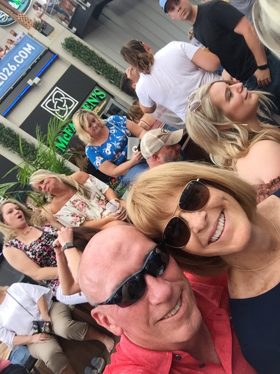 library4life's tweet photo. Ready! #HCNKC #randyhouser https://t.co/4XB6sDUbKA