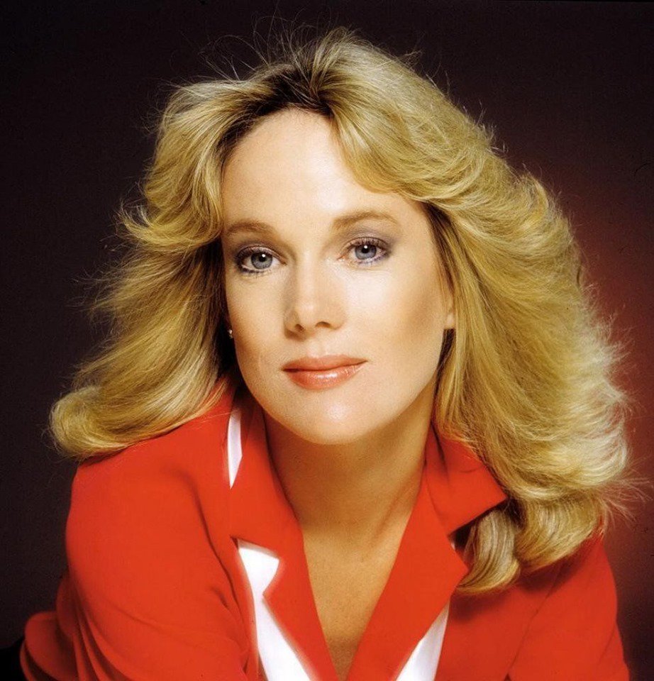 Happy Birthday to Julia Duffy who turns 68 today! 