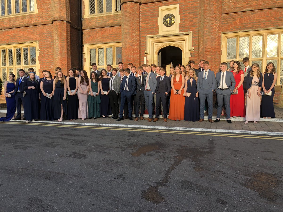 ASHS_PICKERING's tweet photo. Class of 2019 https://t.co/EV4SYJYlv0