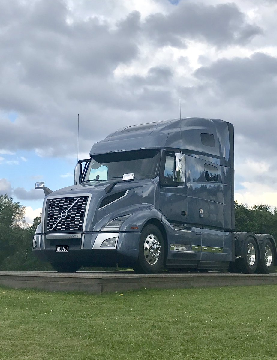 pdjwhite's tweet photo. Three trucks from the same @VolvoTrucks family @IrishComms @VolvoTrucksUK @fleettransport some pics from today test drives in Gothenburg. Full report soon in Fleet Transport Magazine https://t.co/sBeFpICrha