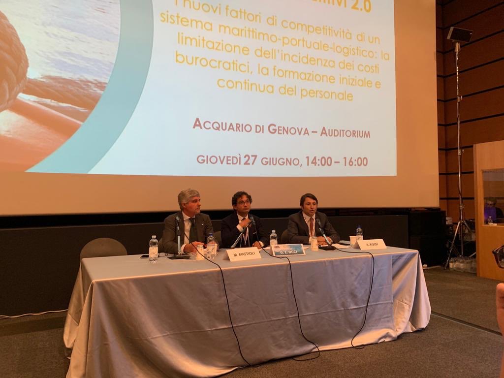 Assarmatori1's tweet photo. #GenoaShippingWeek #27giugno. Il direttore di #Assarmatori Alberto Rossi รจ intervenuto sul tema dei #FattoriCompetitivi 2.0 @GianEnzoDuci #federagenti @guardiacostiera @YoungShipItalia https://t.co/4JUSiZkL9b