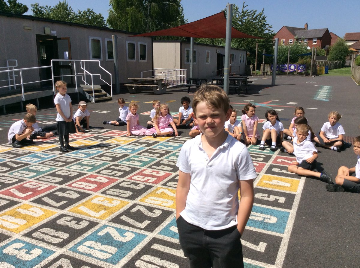 CSLWillowclass's tweet photo. Active Maths today- we learnt about movement and direction and had to help one person get to their partner using an efficient method. https://t.co/9H3EPhJr4o