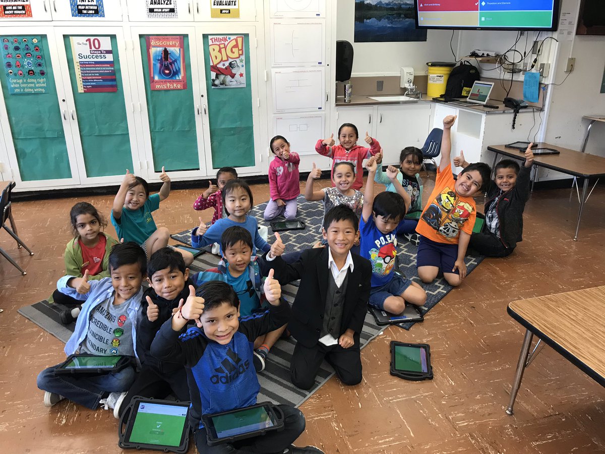 NicolasKnights's tweet photo. Thanks to everyone who made EL Jumpstart a success! We had a great last day including Readers Theatre and a while camp photo. See you next summer! #FSDLearns #ELJumpstart #NicolasPride https://t.co/Eo7EsXjQis