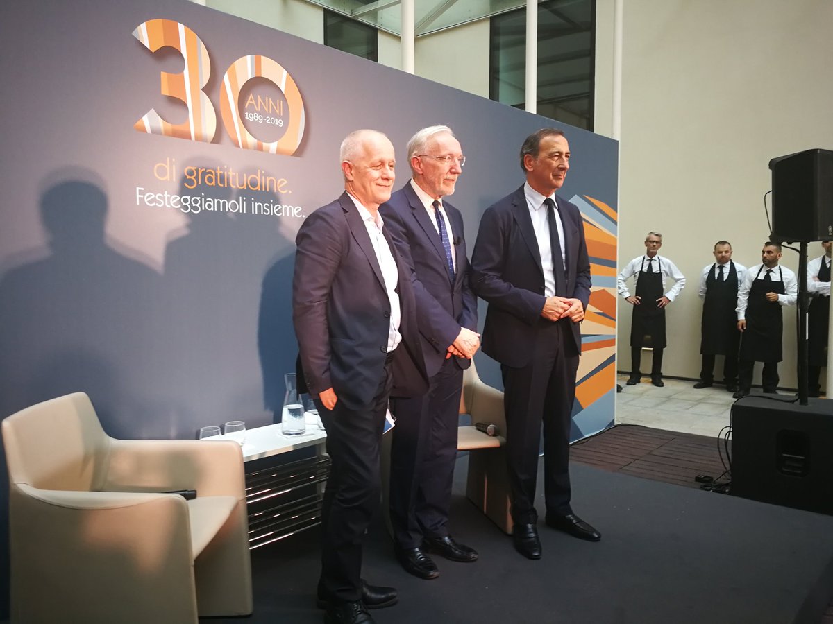 CapitanoBellodi's tweet photo. A @ftagliabue il grande merito di avere creato la 1a multinazionale italiana della comunicazione che sarà presto fra i primi 30 gruppi al mondo. Oggi la festa dei #30anniSEC con i protagonisti di questa #Milano europea, il sindaco @BeppeSala e il direttore del Corsera @lucfontana https://t.co/X5s0xcRnp3