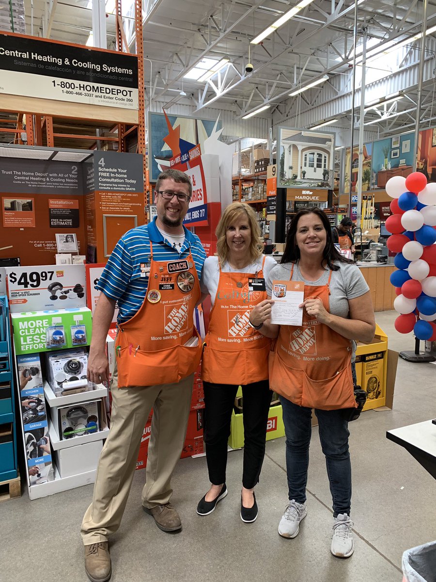 Recognizing Kayla Robertson and Jenifer Argnbright at #456 for sharing their knowledge and creating a team atmosphere. Thank you! #D66PROUD