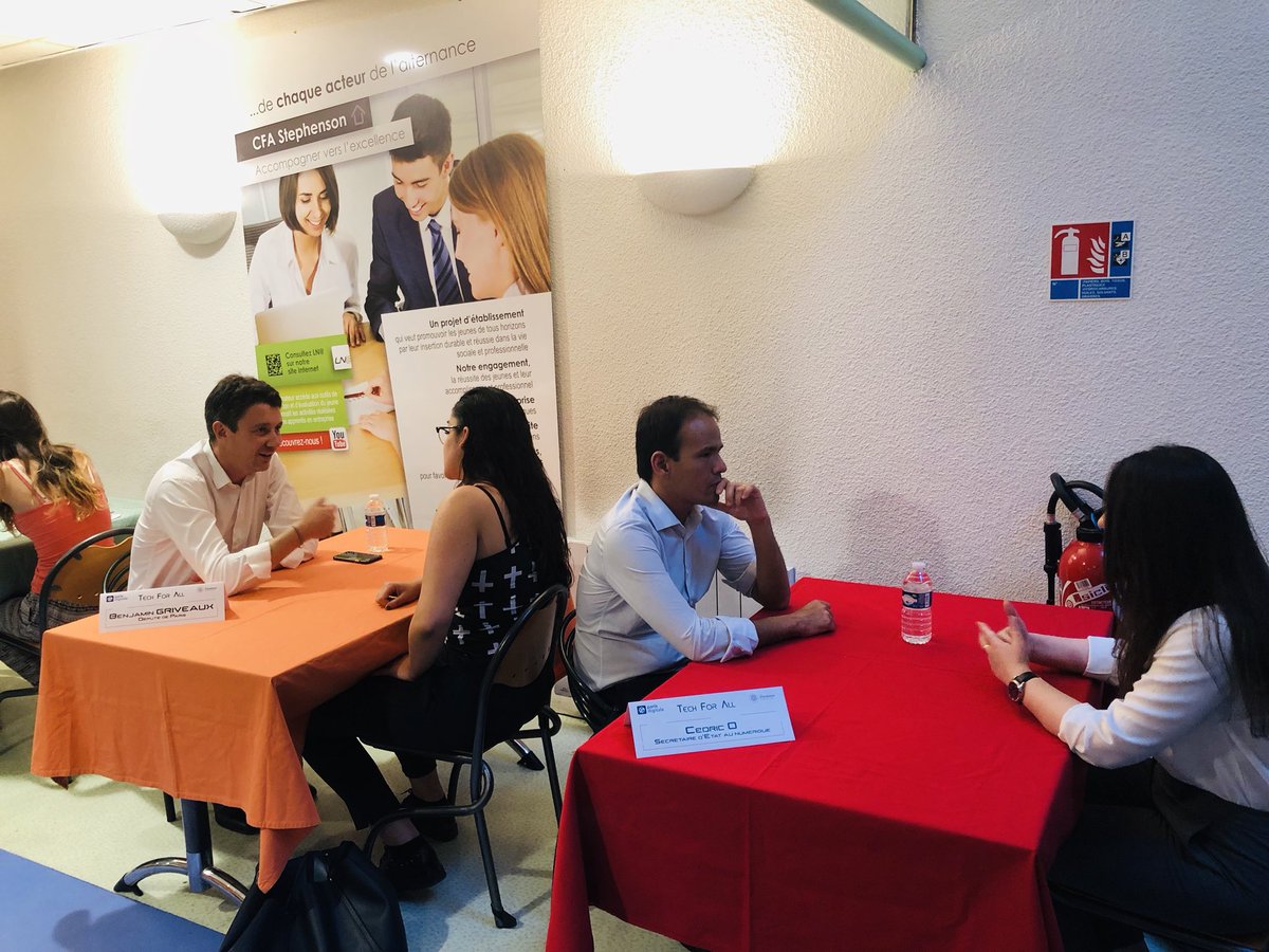 Merci à tous pour cet événement organisé par <a href="/paris_digitale/">Paris Digitale</a> avec le @CFA_Stephenson et nos invités d’honneur <a href="/cedric_o/">Cédric O</a> <a href="/BGriveaux/">Benjamin Griveaux</a> @PacomeRupin autour de 30 CEOs de Paris Digitale et 70 alternants du CFA pour des sessions de “speed mentoring” CEO/alternants #techforall