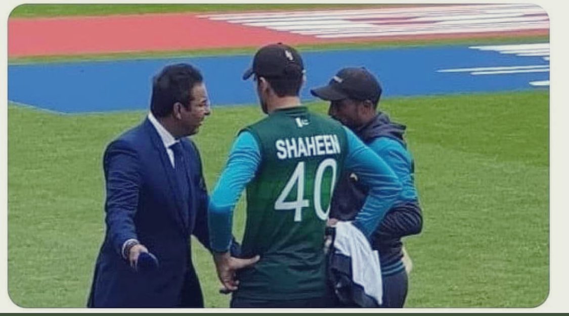 waqyounis99's tweet photo. We definitely produce better results when the Legends of the game are around boys @TheRealPCB it’s not always about coaching,,it’s about Inspiring #FoodForThought https://t.co/Jtki8sHRRE