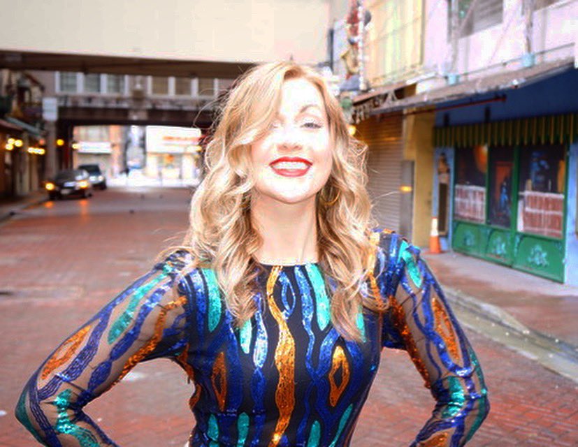 Chin up! Even when you get a millions no’s.. keep going... put on a smile and a sparkly dress and prepare for the YES! #excited #whatsgood #love #joy #gratitude #believe #smile #becauseitfeelsgood