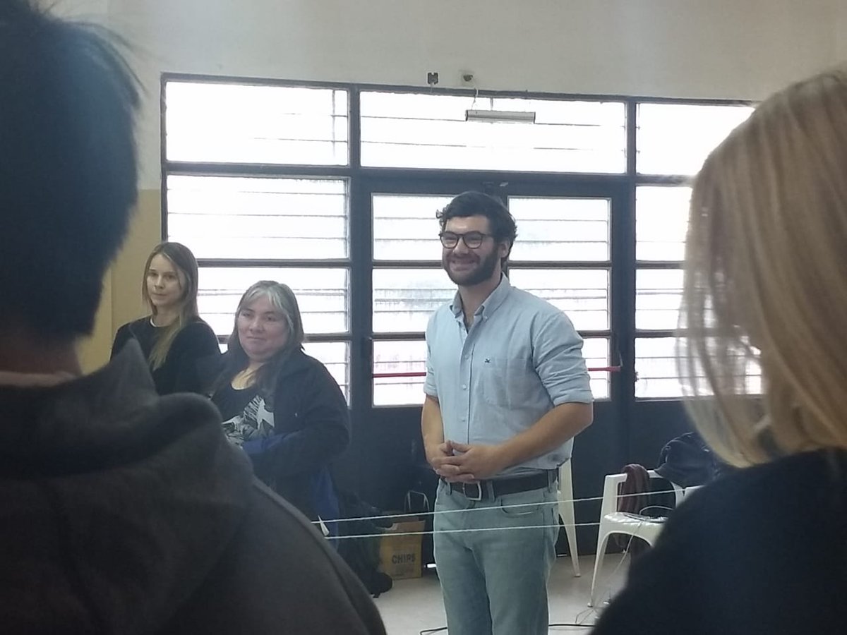 EnsenaxArg's tweet photo. #Alianzas #Neuquén El Aprendizaje Basado en Proyectos, refuerza la idea de que poner al estudiante en el centro de la escena siempre es la respuesta, ellos son los protagonistas activos dentro del proceso de aprendizaje @TeachForAll  @exxonmobil @XOMFoundation https://t.co/ZcXRdfScaa