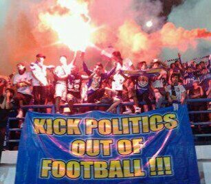 _Jimmybck's tweet photo. @stinjo11 @tunahankuzu @F_azarkan @ADODenHaag @johnvanzweden @henkbres Alleen als ze voetbal (supporters/bereik) gaan gebruiken voor politieke doeleinden..
Verder niet he stinjoo😜 https://t.co/czQiiH2m63