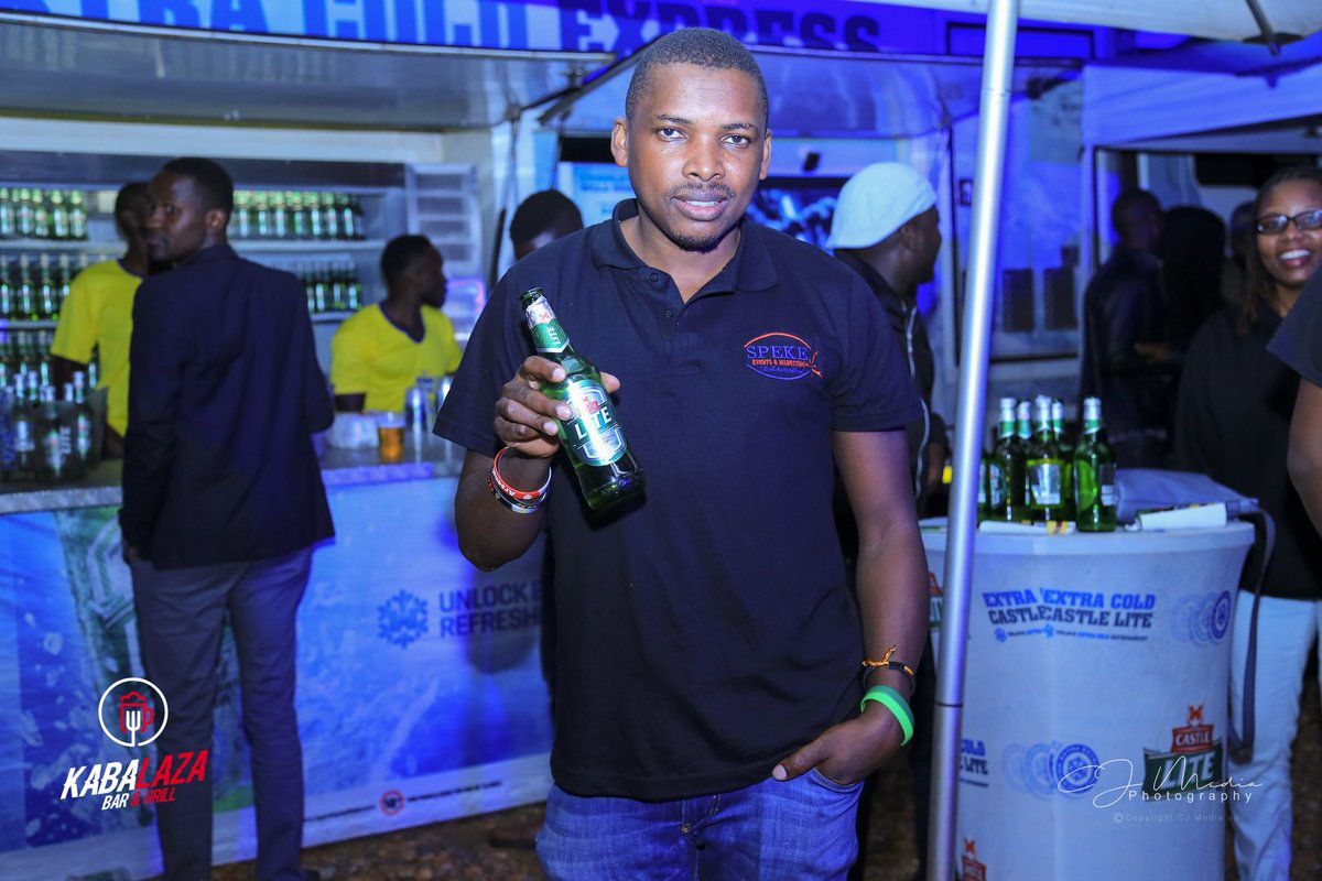 eddiespikaagaba's tweet photo. The boys @AlmostFamousDJz, @BottlesEvents, @beewol are already in Mbarara for the #OutOfTownParty happening this Sat 29th at Rwekishokye Country club, activations @KabalazaMbra, @TheRadioChic thanks for hosting us! Early bird tickets still available at 15k https://t.co/osogdNXhwj