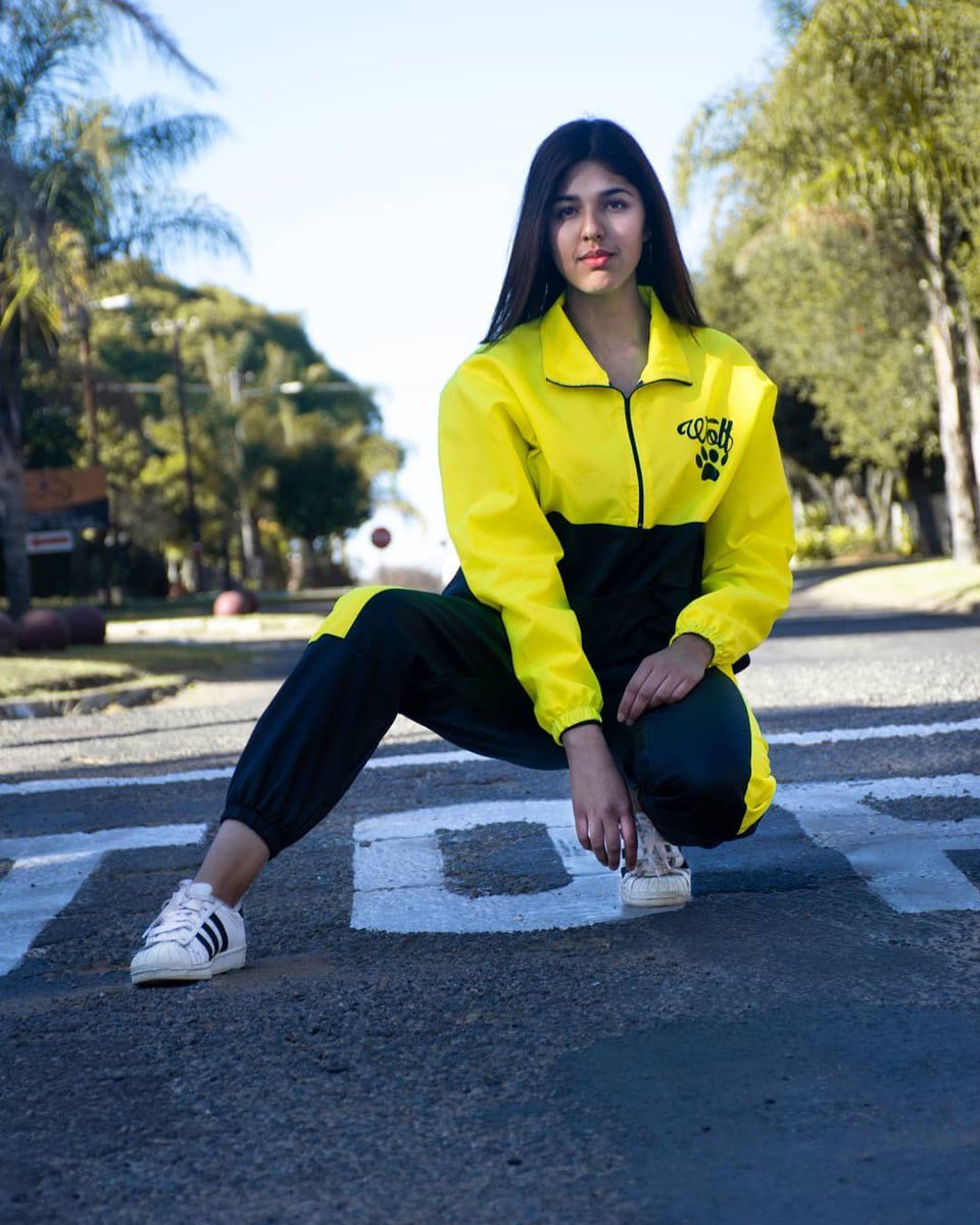 wolfdabrand's tweet photo. Wolf up with the new Wolf DaBrand winter range. Full set available for only R850. Place your order today🔥
#Chooseyourcolour #WinterRange #WolfDabrand #GirlzTalkZa #AfricaDay2019 #amapiano #Whenwolvesunite https://t.co/stKRywIBwu