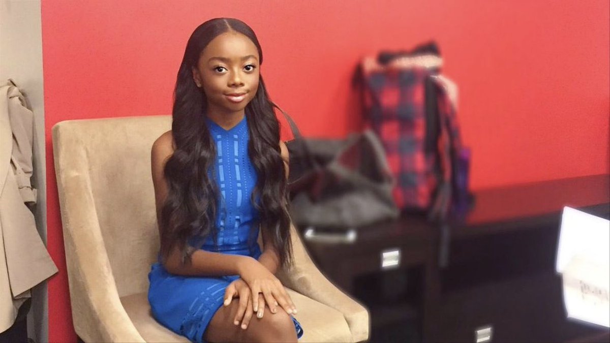 SHenderson99's tweet photo. Yewande at home watching Arabella get kicked off like #loveisland https://t.co/GMIQFcdrU6