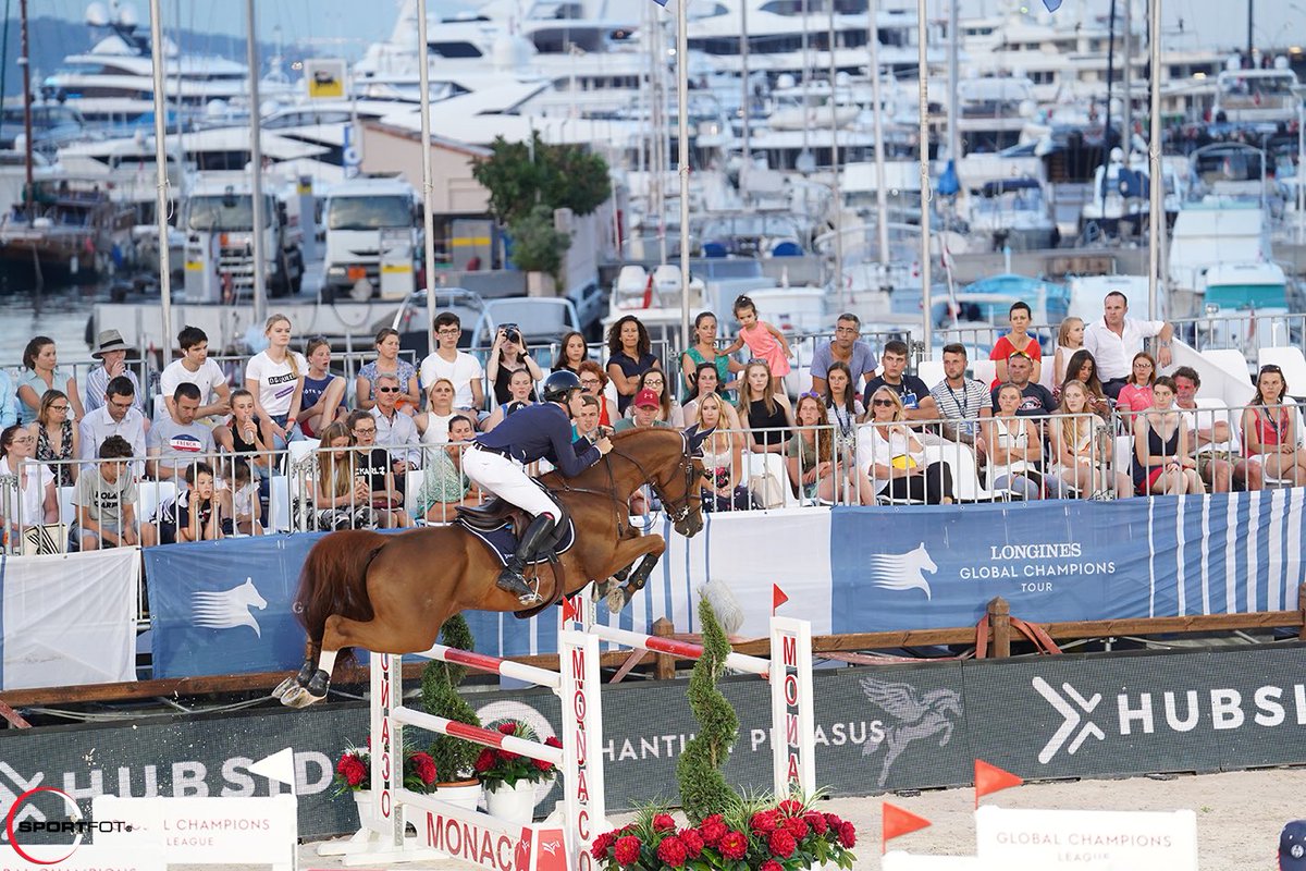 Jumping Monaco tweet media