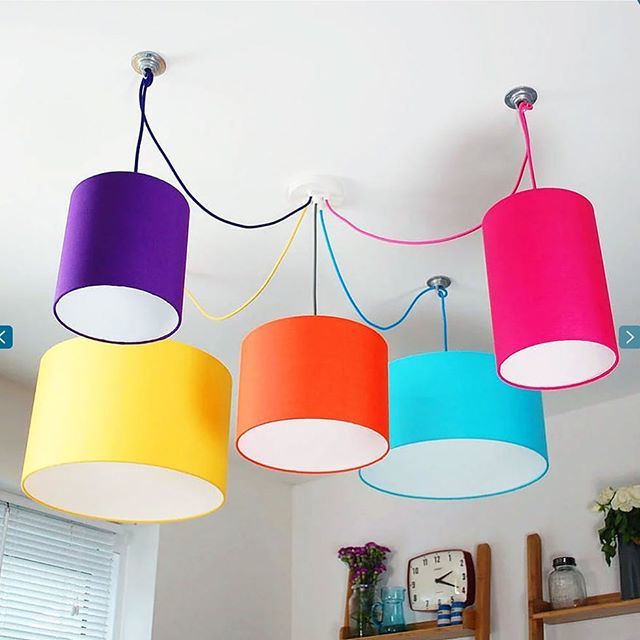 #throwbackthursday
That time we fitted a multicolour cluster pendant in our kitchen just for this shot!!! 😂
Still one of our best sellers &amp; now customisable with a choice of 40 different colours.
.
.
.
#tbt #lighting #quirkuk #colour #interiordesign … ift.tt/2xiEEoI