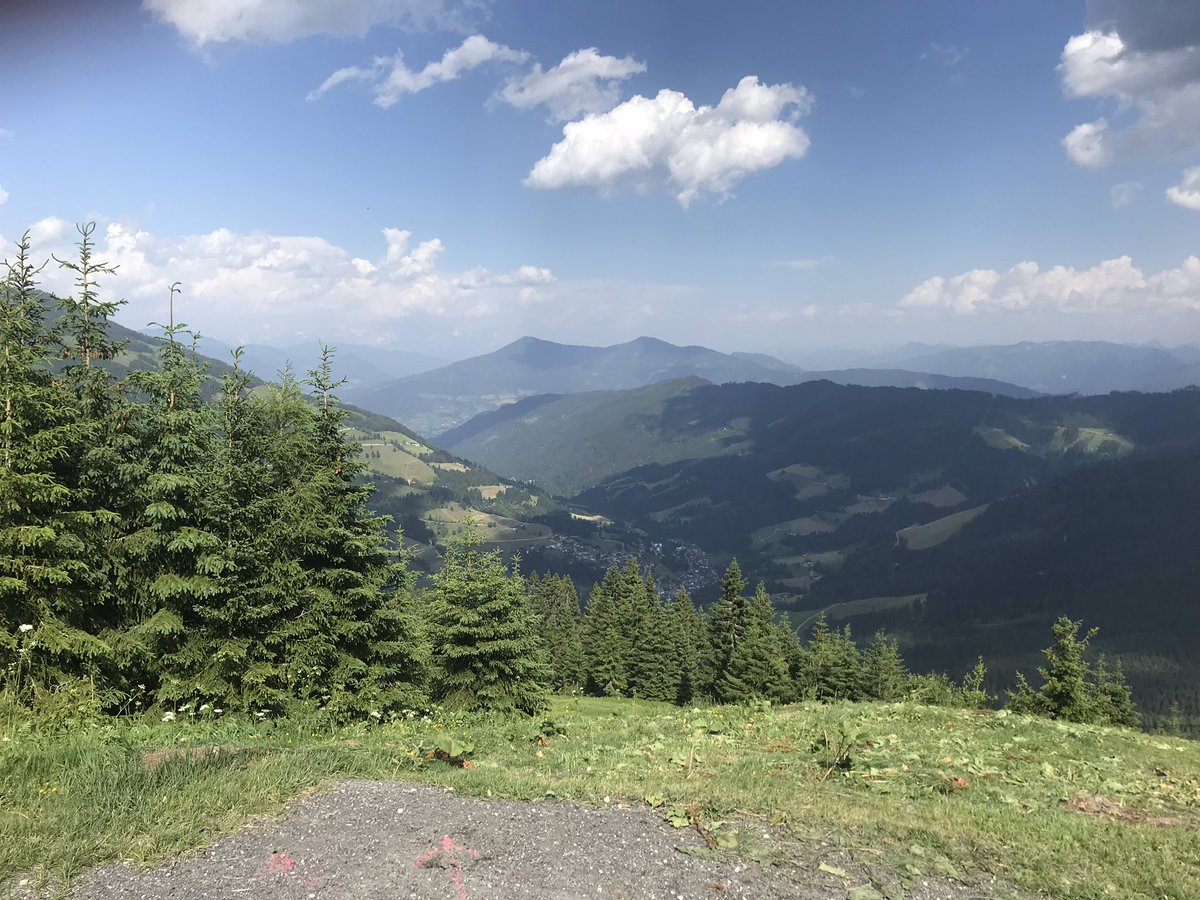rseiringer's tweet photo. Heite wor a super Orbeitstog!!! #Hochkönig #Mühlbach #Dienten #Hitze #Salzburg https://t.co/Sf1u5BaoyK