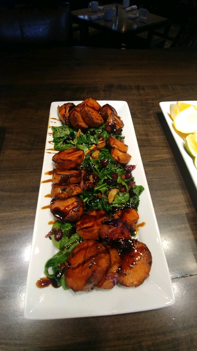 SantaFeHilton's tweet photo. Our kitchen staff is dedicated to producing delightful dishes for your event! Check out our catering menus: https://t.co/2TzooAhm4e https://t.co/PbARnhXqhT