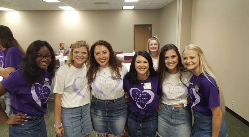 Recruitment is getting closer and closer...
MAKE SURE TO SIGN UP. 💜
#gogreek 👇
THE LINK IS IN OUR BIO.