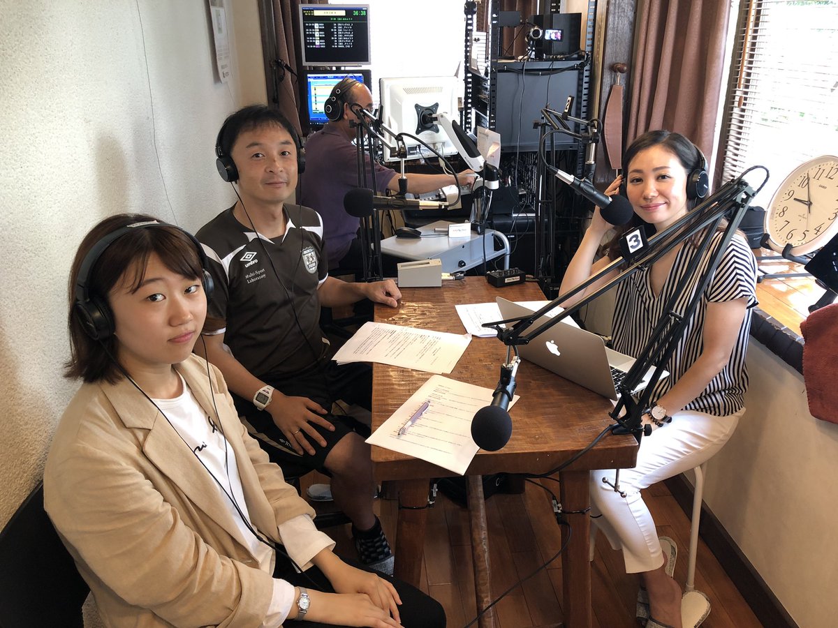 emicheer's tweet photo. ラジオフチューズ(87.4 MHｚ)「おはようフチューズ！」#府中アスレのマルチスポーツ情報 に出演してきました📻✨
今シーズンのファンタジスタの見所をお伝えしたかったのに話し忘れました💦
次回はメンバーにゲスト登場してもらいましょう📣
#立川府中アスレティックFC #Fチア #AthlefantasistA https://t.co/gbqtfLCtaK