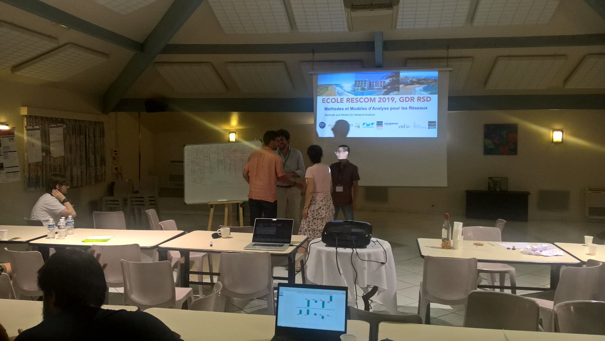 BestRazvanEver's tweet photo. @_fval_ @OanaaIova @herverivano @FUNTeam2 @RPujol05 And the prize for the best poster award goes to Abderrahman. Good job 😊 #Rescom2019 https://t.co/puvHPGV35X