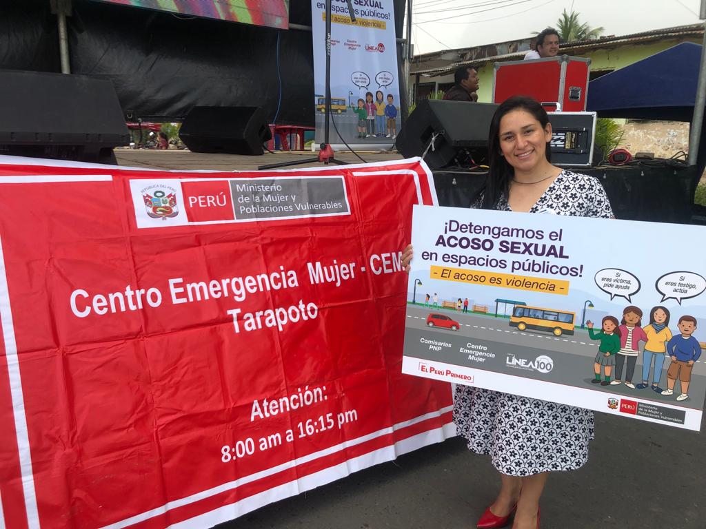 eldabeeriMadai's tweet photo. Participando en una Campaña del Ministerio de la Mujer y Poblaciones Vulnerables del Perú #ElAcosoesViolencia Tarapoto https://t.co/7pCdkoAlQL