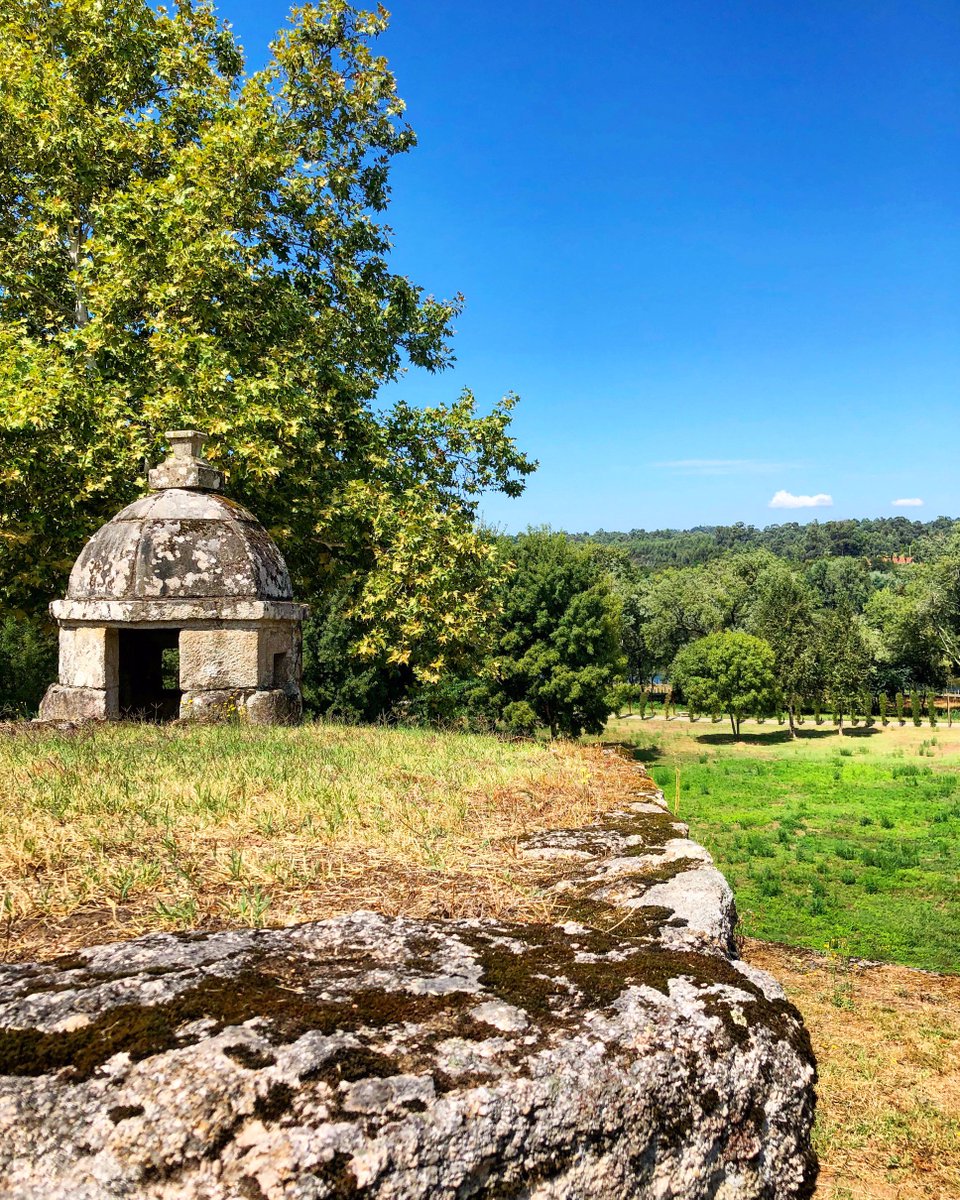 valetedecopaspt's tweet photo. 🔺Lugares com história. 🧐👏
.
.
#lazer #lugares #conventodoscapuchos #muralhas #monção #altominho #minho #portugal #travel #traveling #viajar #viagens #go #cidade #city #history #greatplaces https://t.co/cz1uWnDSaY